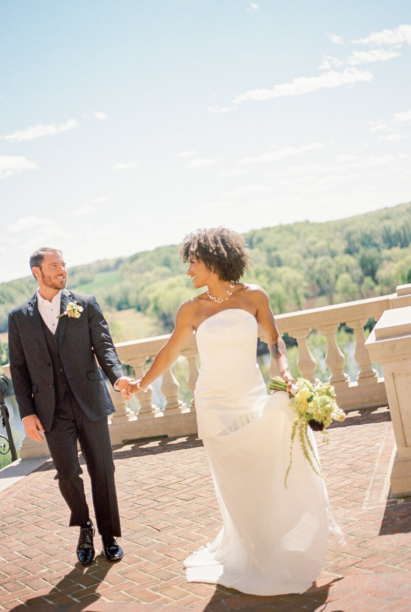 Virginia-Spring-Intimate-Wedding-Estate-at-River-Run-on-35mm-Film-10