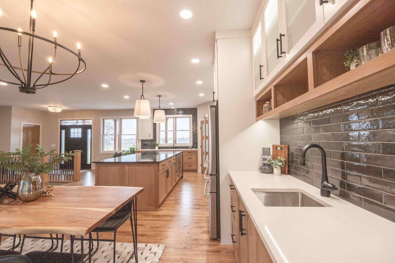 valley view interior design for dining