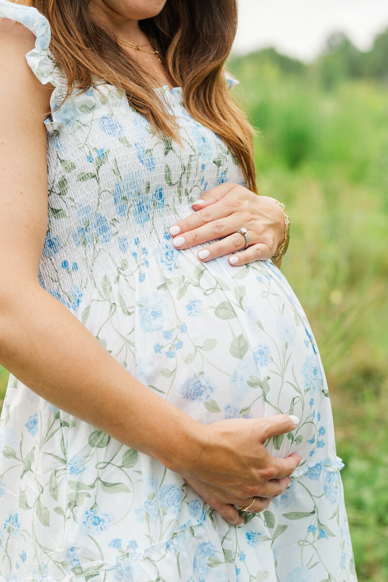 close up on mama's belly during maternity session in Minneapolis
