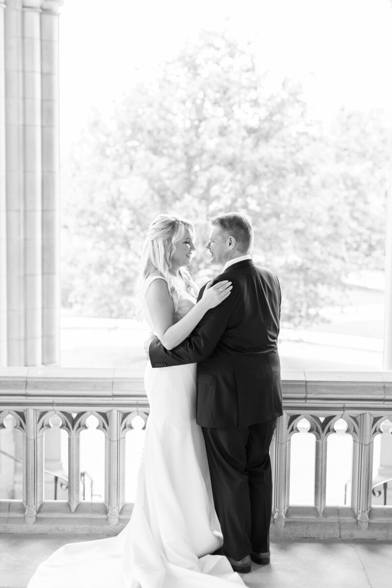 Brianna + Robert  Taylor Rose Photography  Savannah Wedding Photographer  Sneak Previews-46