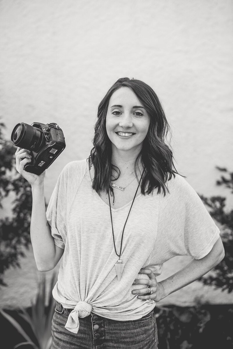 female-photographer-headshot-education-mentoring-calls