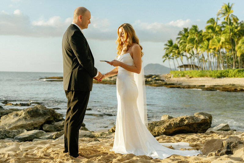 Four Seasons Oahu Elopement by Amanda Hartfield-8