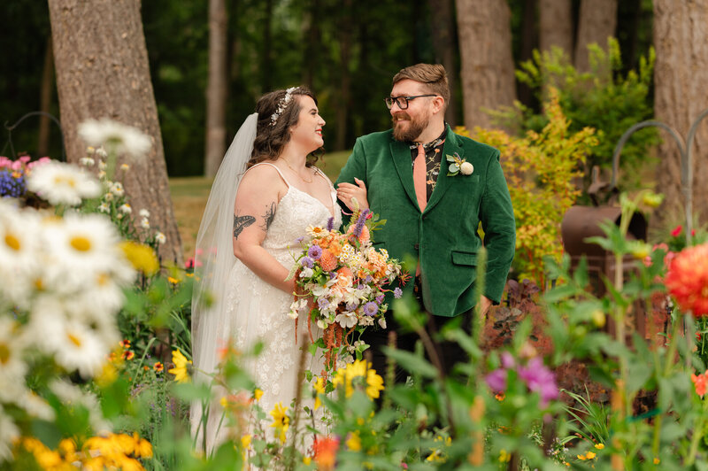 Bellingham-Backyard-Wedding-Photographer_Caylie-Mash-Photography_BE01