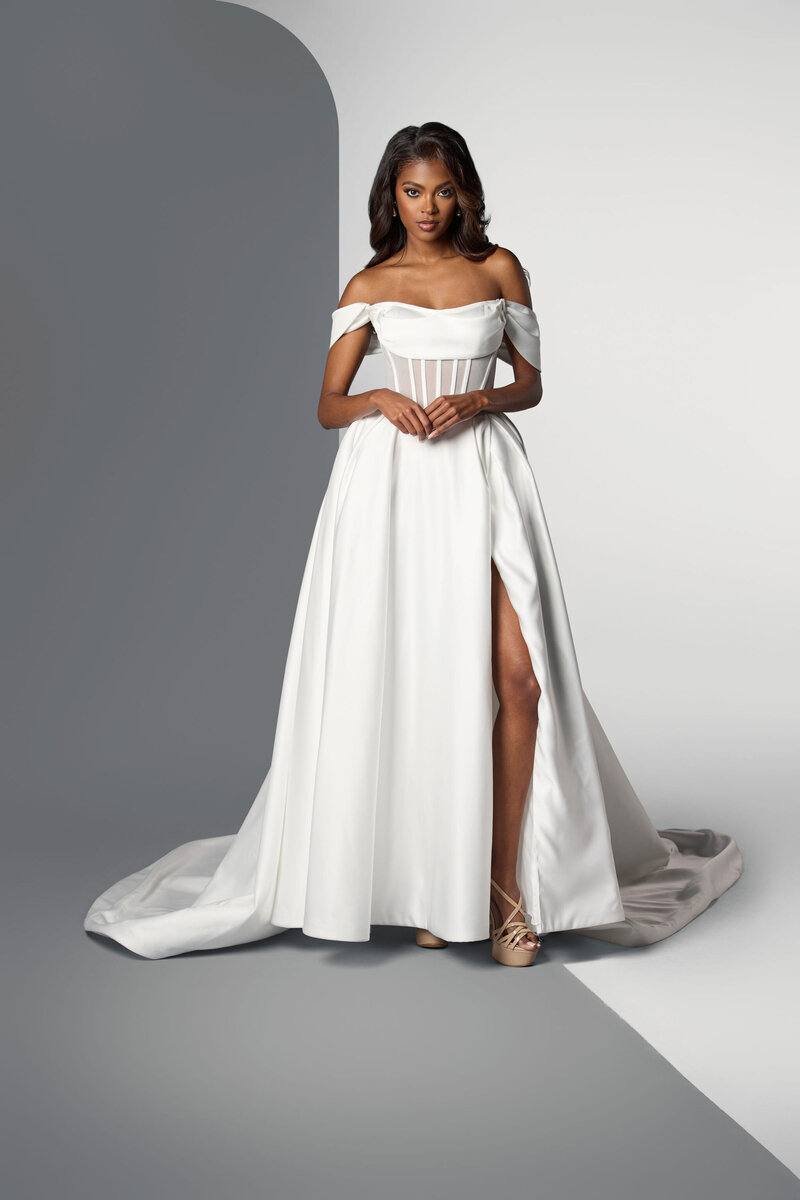 AngelBridalShoot1484HR-EVHR