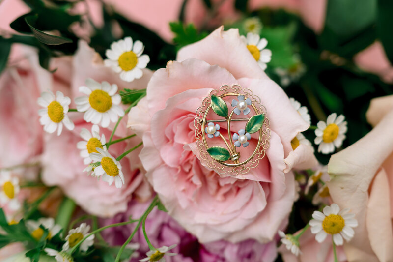 White daisy and pink rose wedding bouquet detail shot in New Jersey