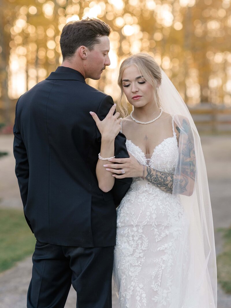 Edmonton Wedding Photos - Pine and Pond Wedding Venue (177)