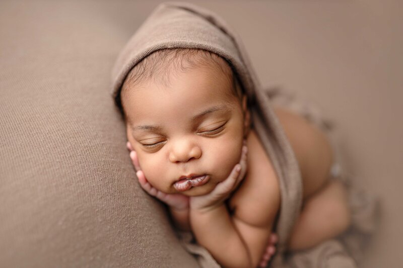 newborn_Sayre-Briele-Photography-LLC_Joy-Stokes-1
