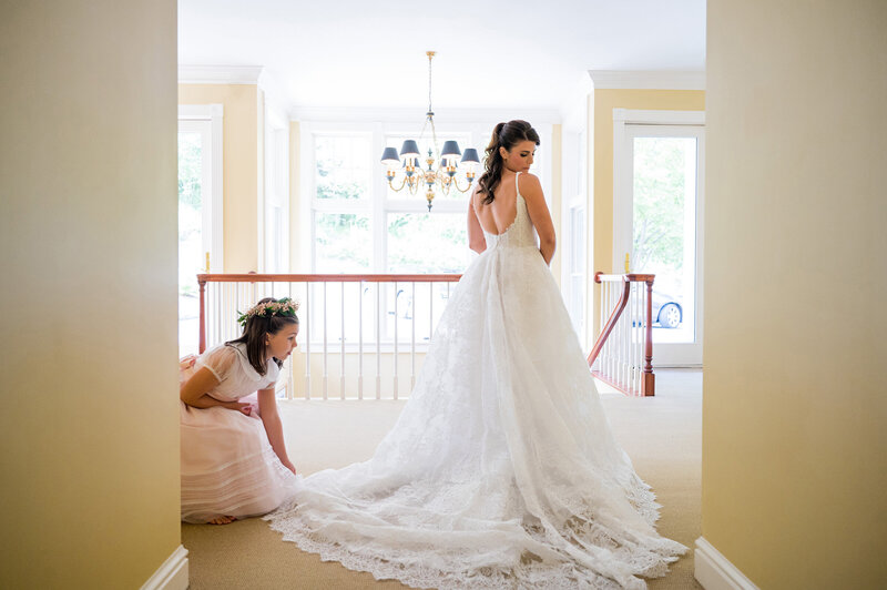bride getting ready at ligonier wedding