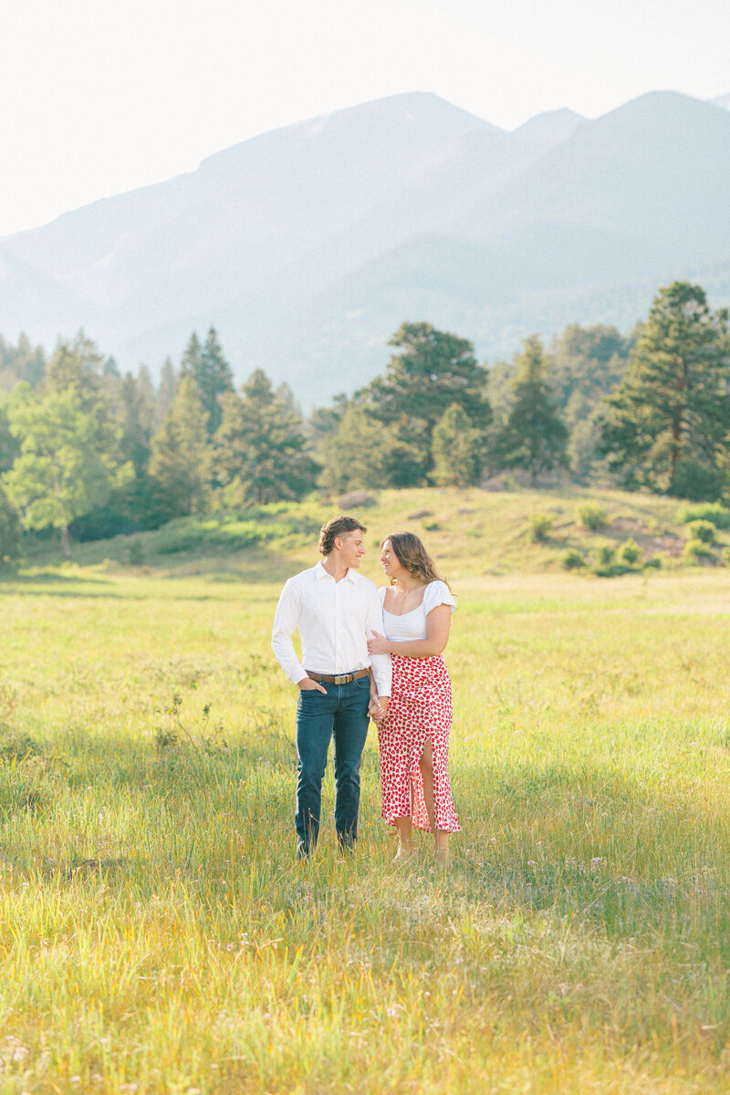 Estes-Park-Summer-Engagement-Photos-3