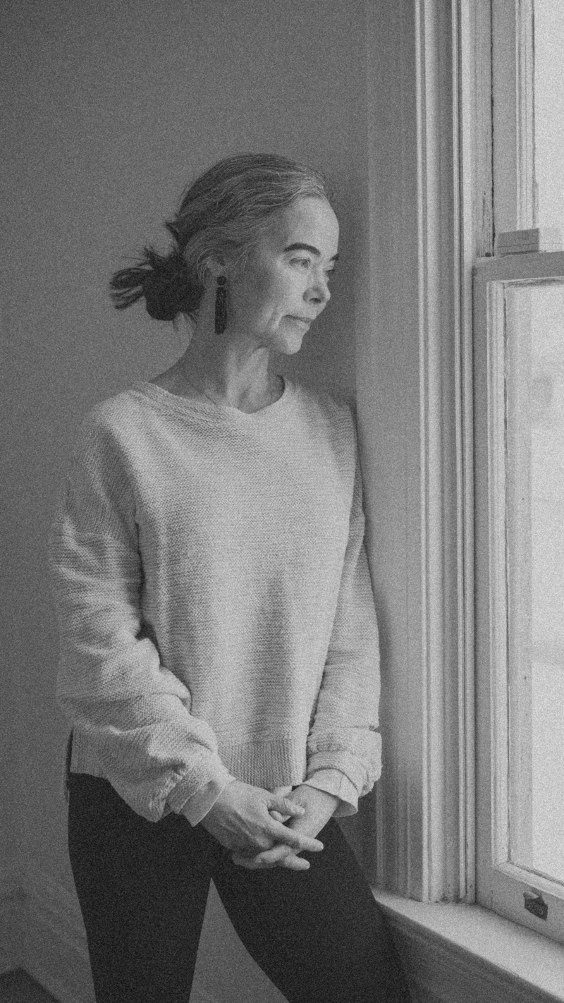 Photo of Tanner Wallace, expert mentor in CPTSD Resolution, confidently supporting the journey to authentic love and lasting relationships.