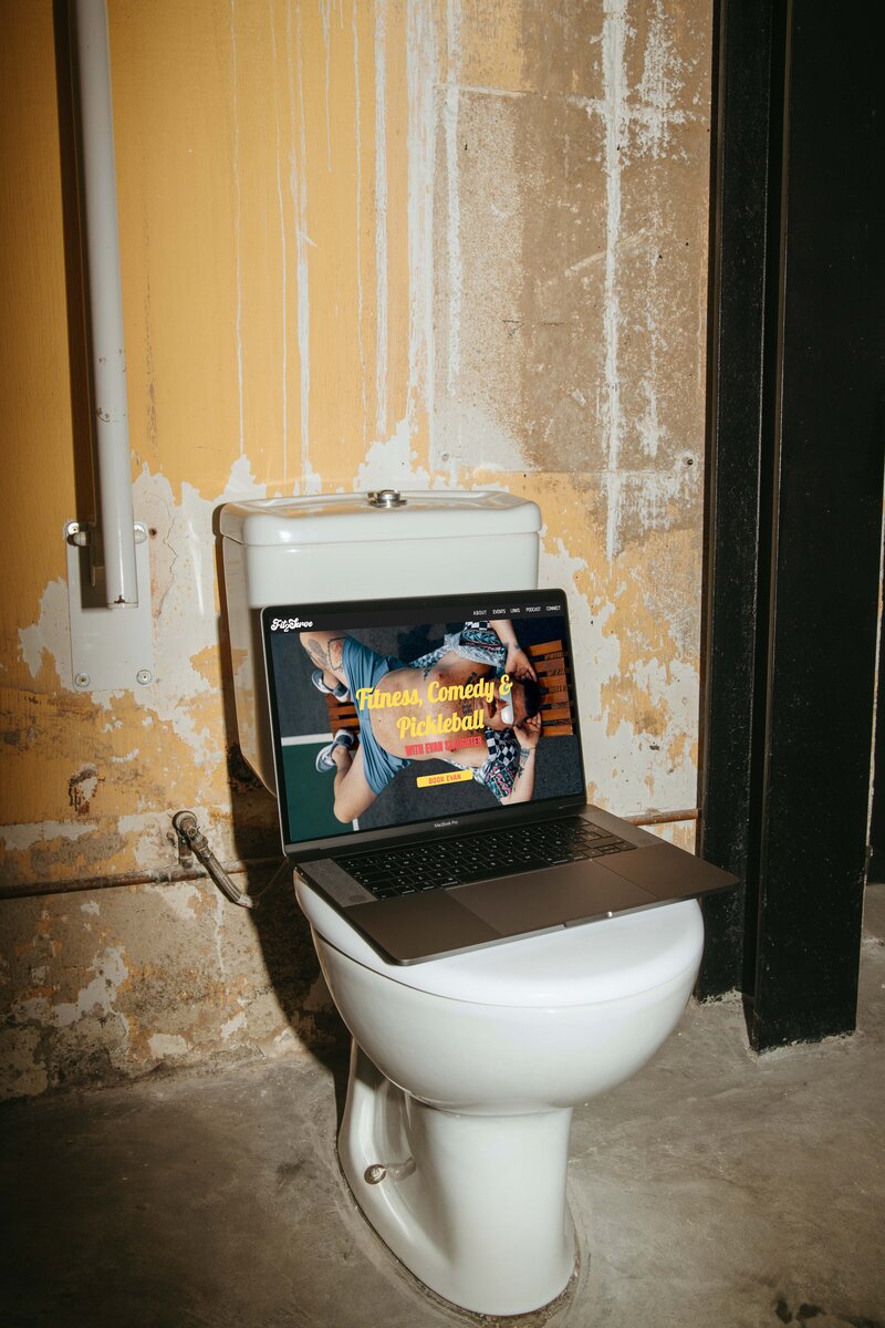 Fit2Serve Toilet Mockup