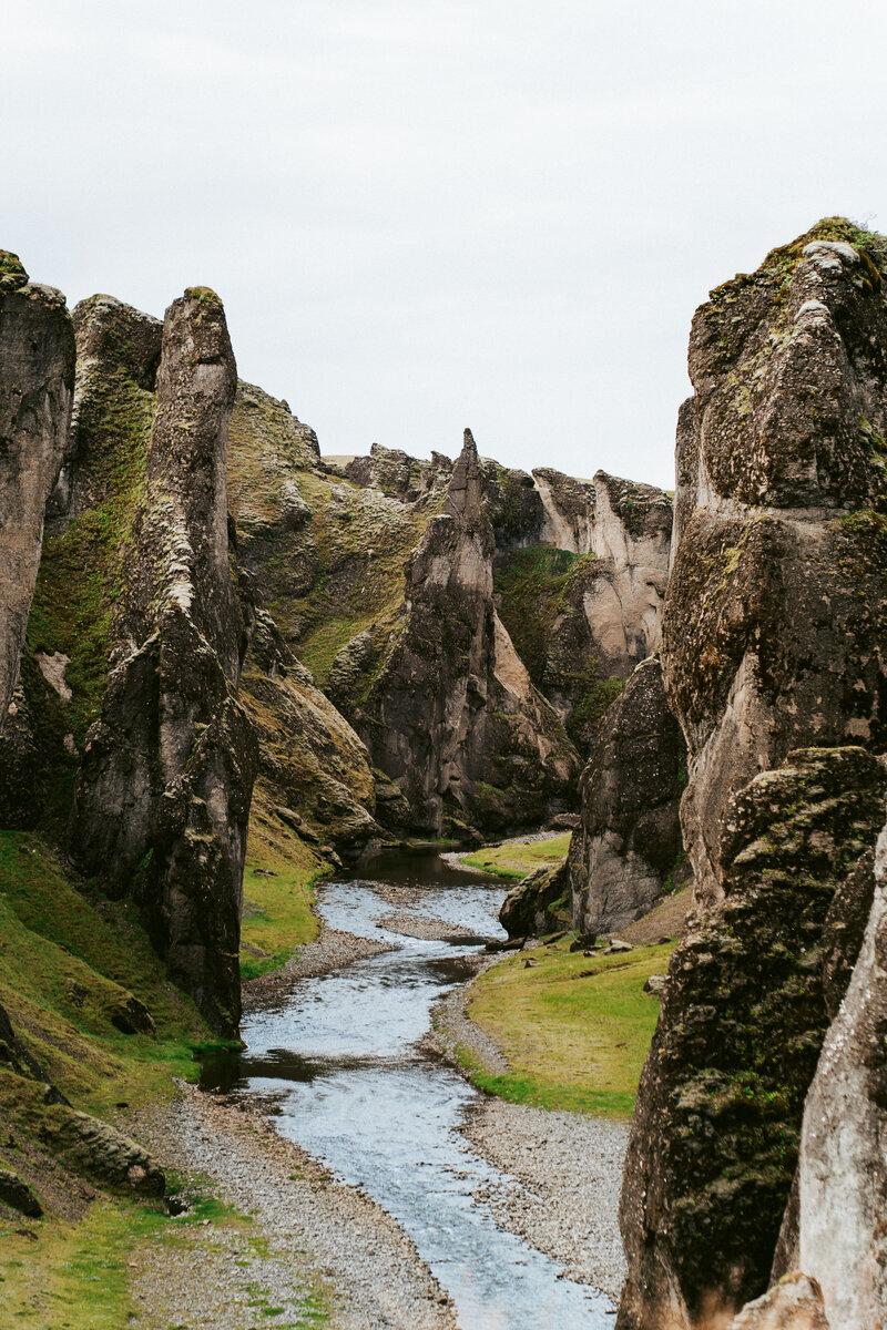 -fjardrargljufur-canyon-elopement-iceland--33