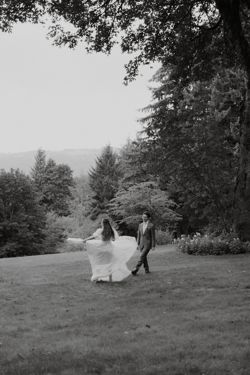 Previews_Zoie&SageWeddingPhotos_PortlandWeddingPhotographer_KuroCreativeHouse-39