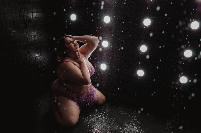 Shower-Boudoir-By-Brava-Boudoir