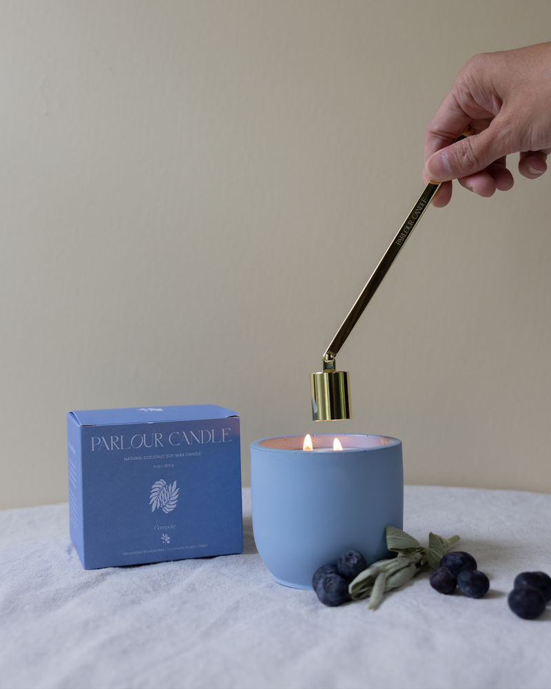 Parlour Candle is a handcrafted candle and home decor line created in a 100-year-old studio space. Project showcase featuring refreshed box packaging design and color & icon development for the scent collection – Compote and Verte.