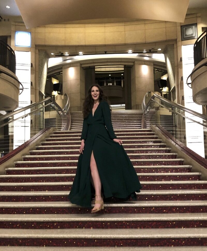 Actress posing on Dolby Theatre steps