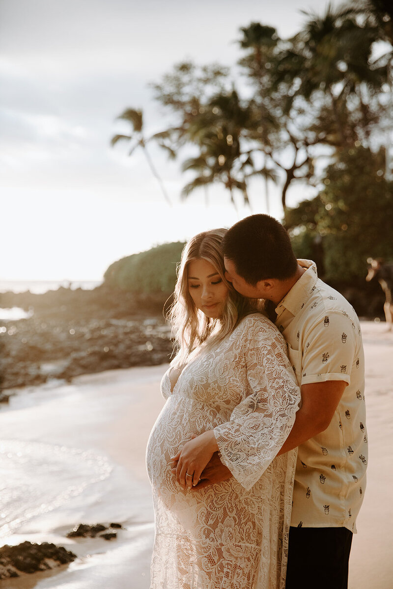 Makena Cove Maternity Session Moorea Thill Photography-75