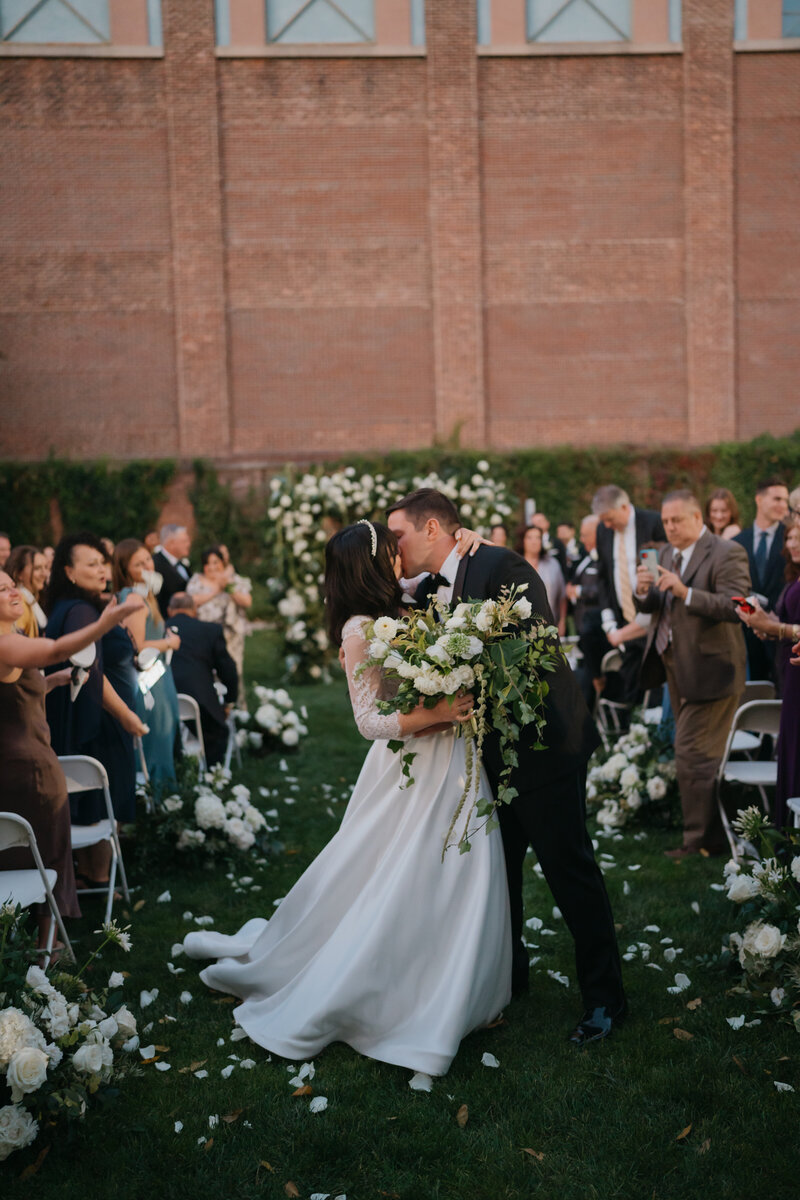 Do I need a wedding planner? Wedding Planning for unconventional venues, New Jersey Wedding Planner, New Jersey tented weddings, How to Plan a tented wedding