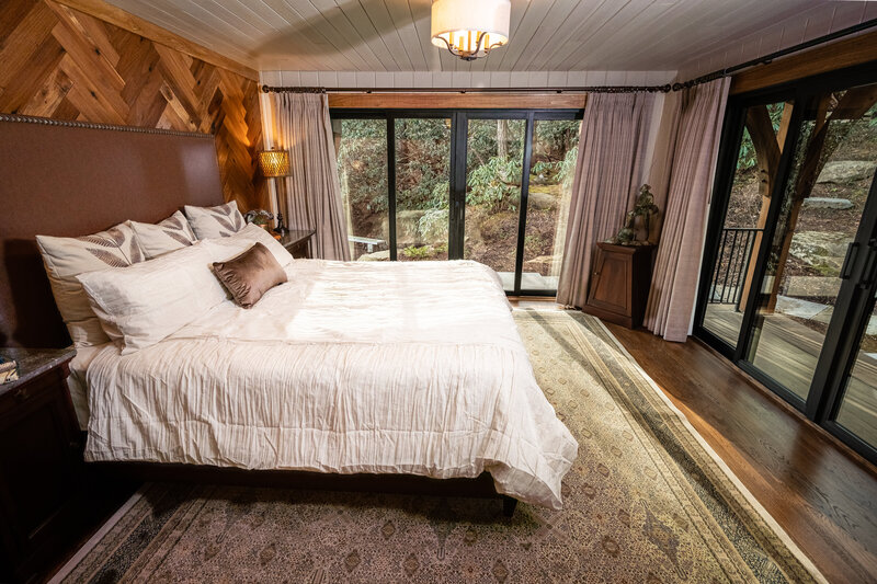 CHATTOOGA KING SUITE 27