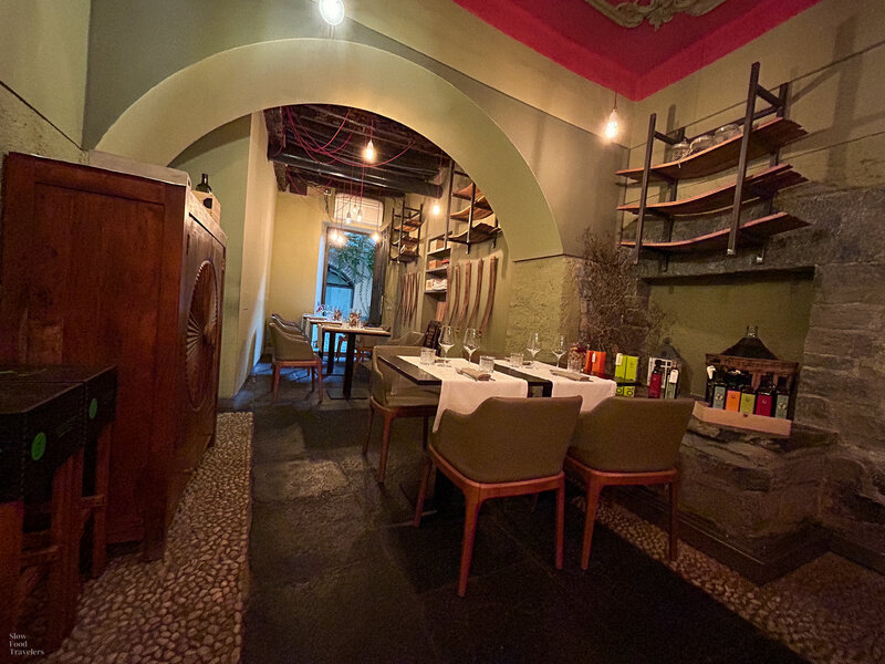 Indoor dining room at Rive Enoteca in Como, Italy