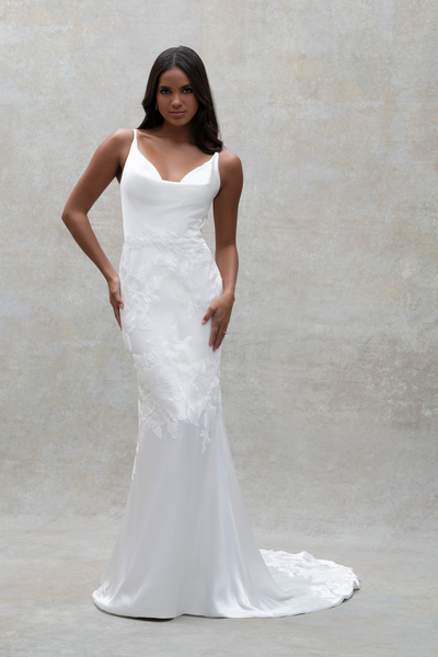 E517-Studio-01-400x600-950dd6f