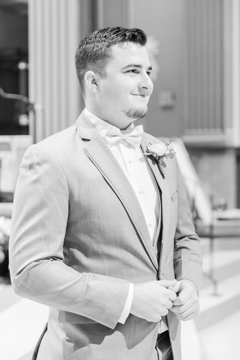 Warehouse-Event-Center-Rayne-Wedding-Photographer_38