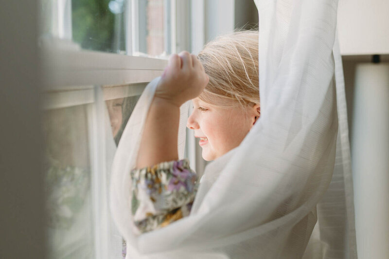 Kalyn-Family-Window-Light-Portraits-Alexandria-VA
