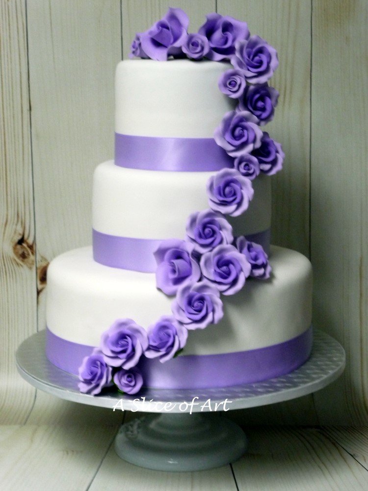 cascading roses wedding cake