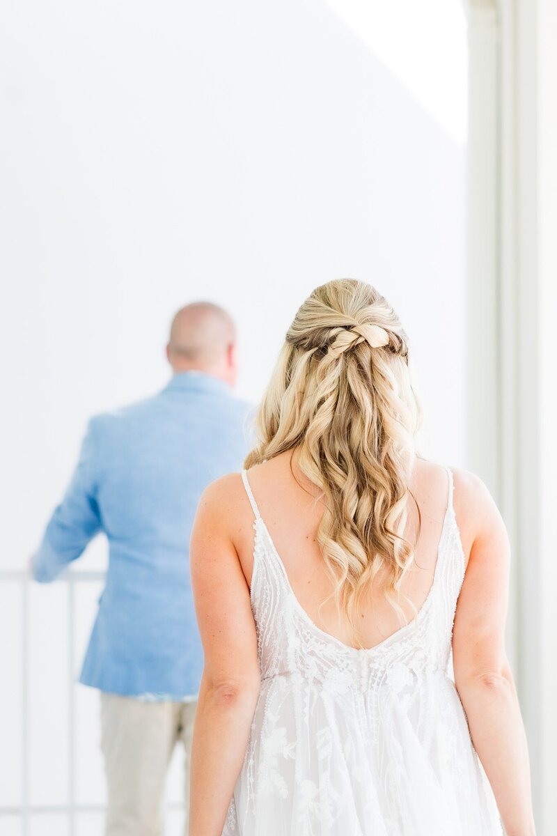 Danielle + Blake  Danielle + Dad First Look-2