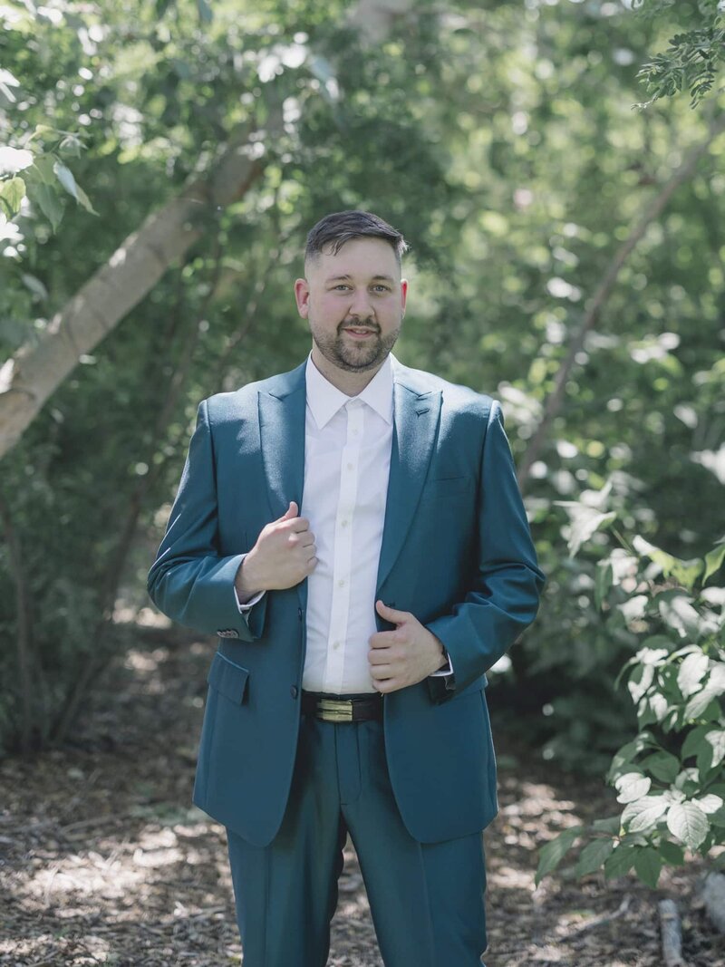 Timeless Tales Creatives - Fine Art Edmonton Wedding Photos at Tangled Roots Wedding Venue (5)