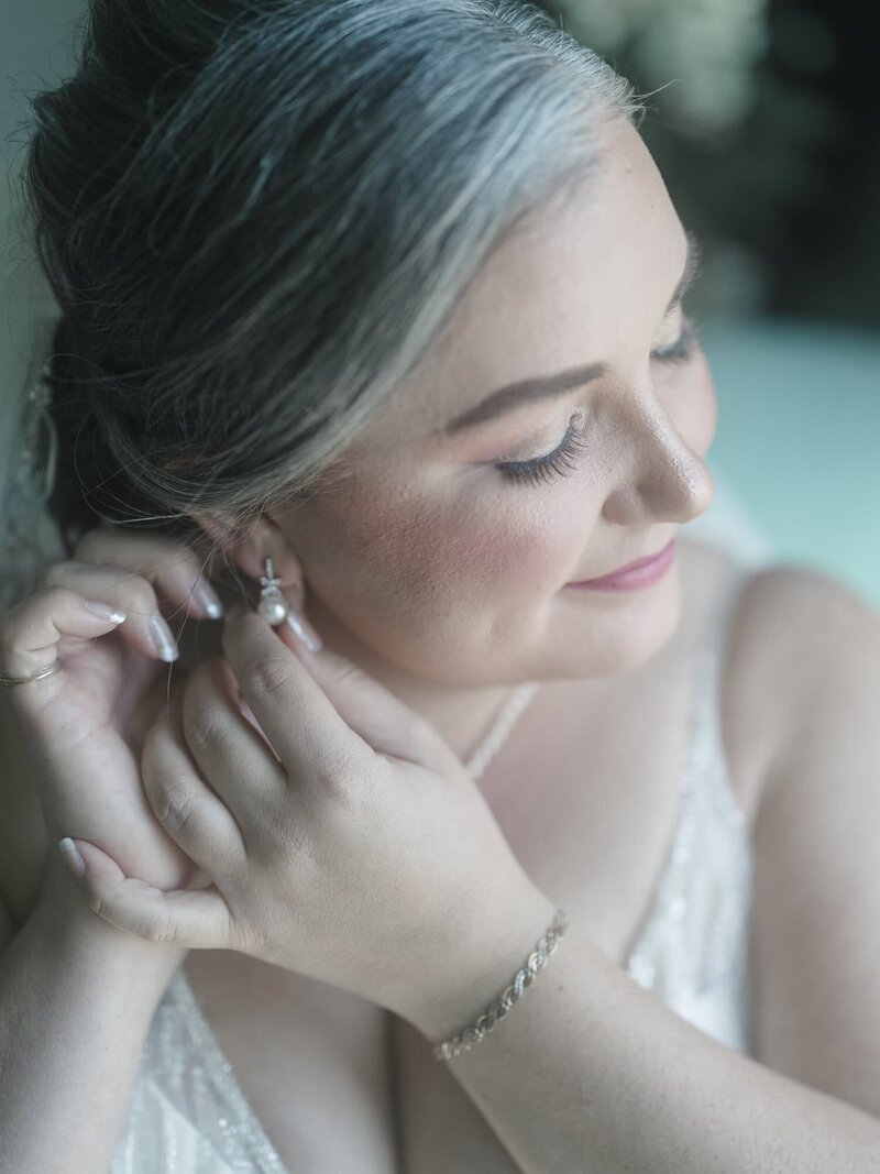 Timeless Tales Creatives - Fine Art Edmonton Wedding Photos at Tangled Roots Wedding Venue (15)