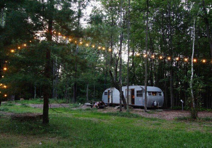 outlier-trailer-at-night-1_gallery~~67ed2257dce34