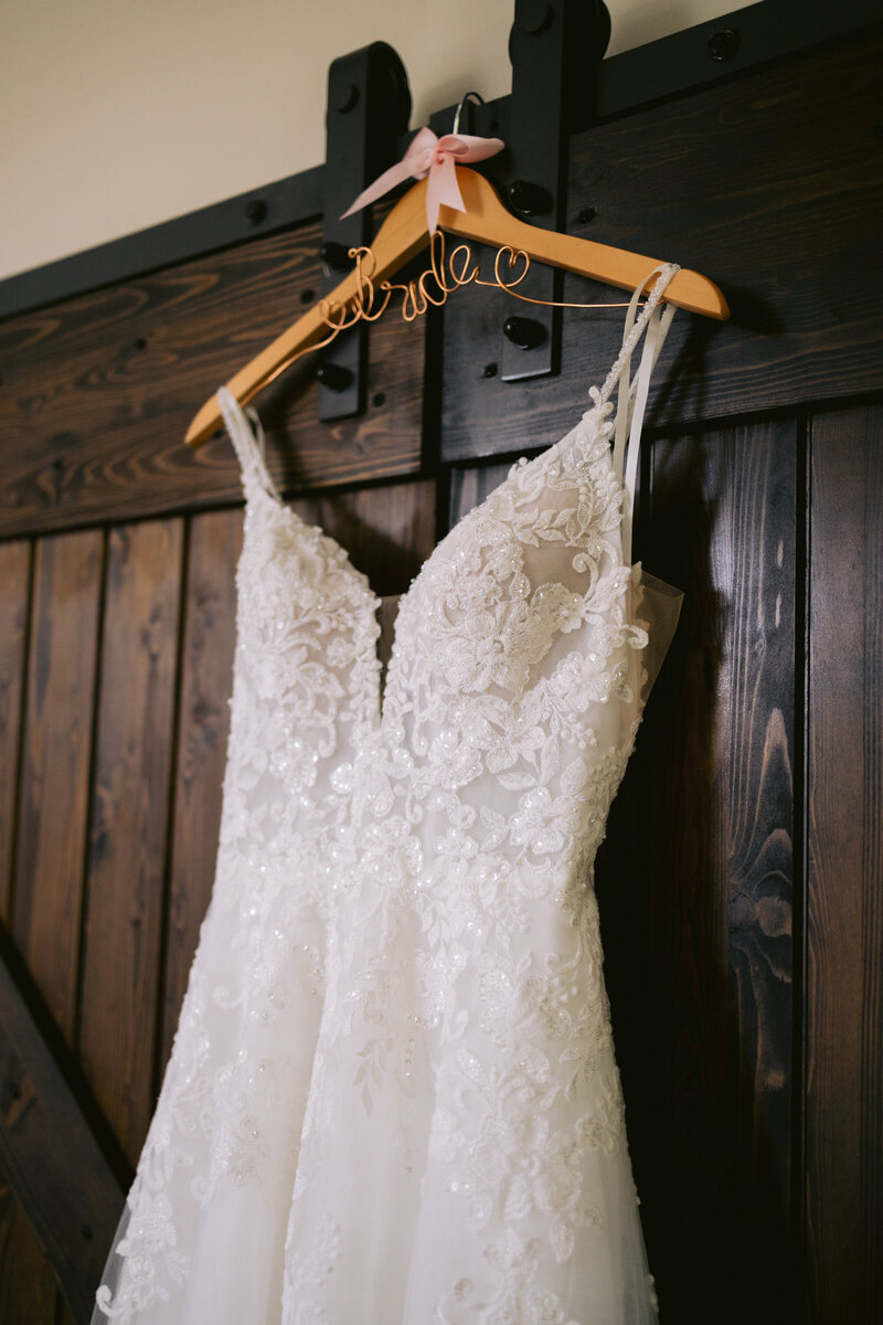 mooncrest_media-emily-isaac-wedding-0534