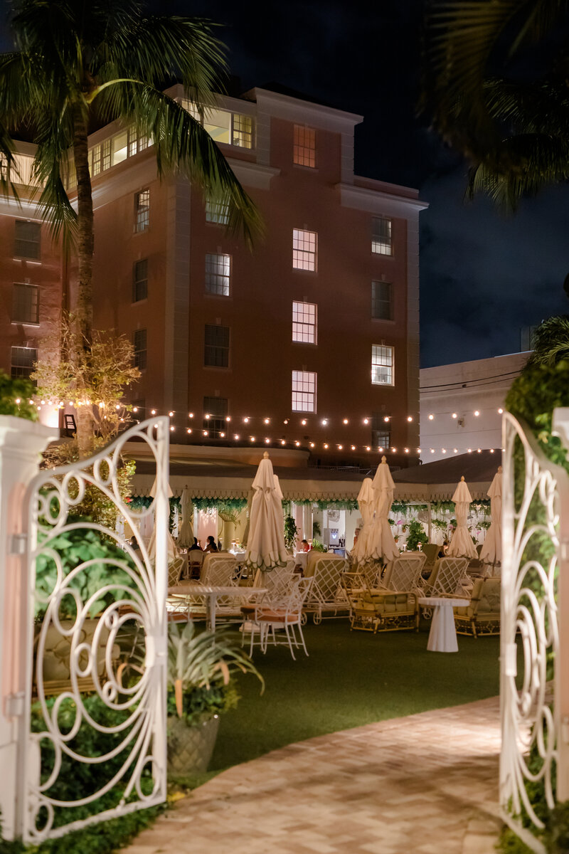 Adam_Chelsea_Colony_Hotel1042