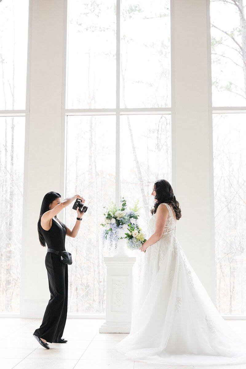 nicole falco photography capturing a wedding at Ashton Gardens Atlanta