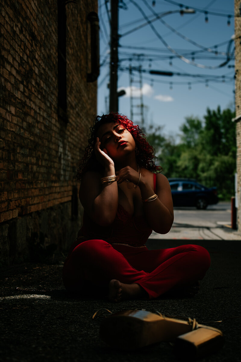 Old Town Lansing creative session using a reflector