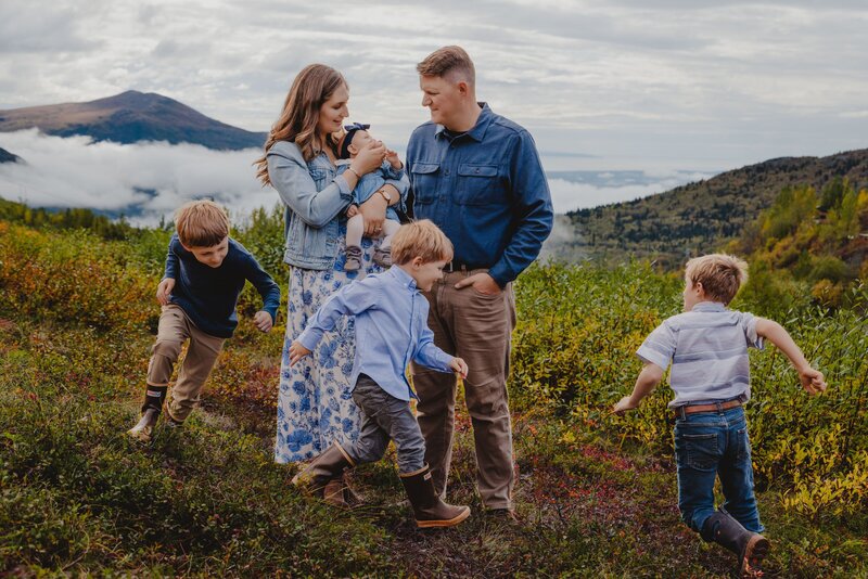 Alaska-Family-Arctic-Valley-D&A_71