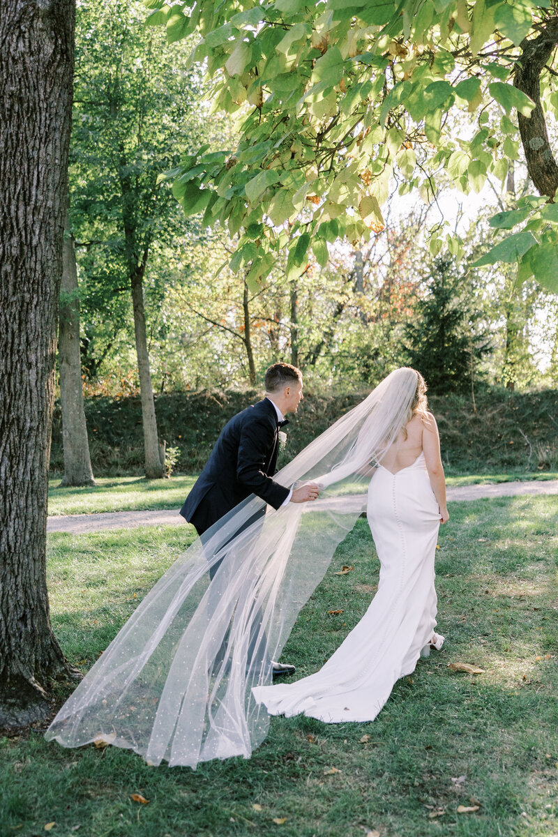 swan-lake-event-center-wedding-05