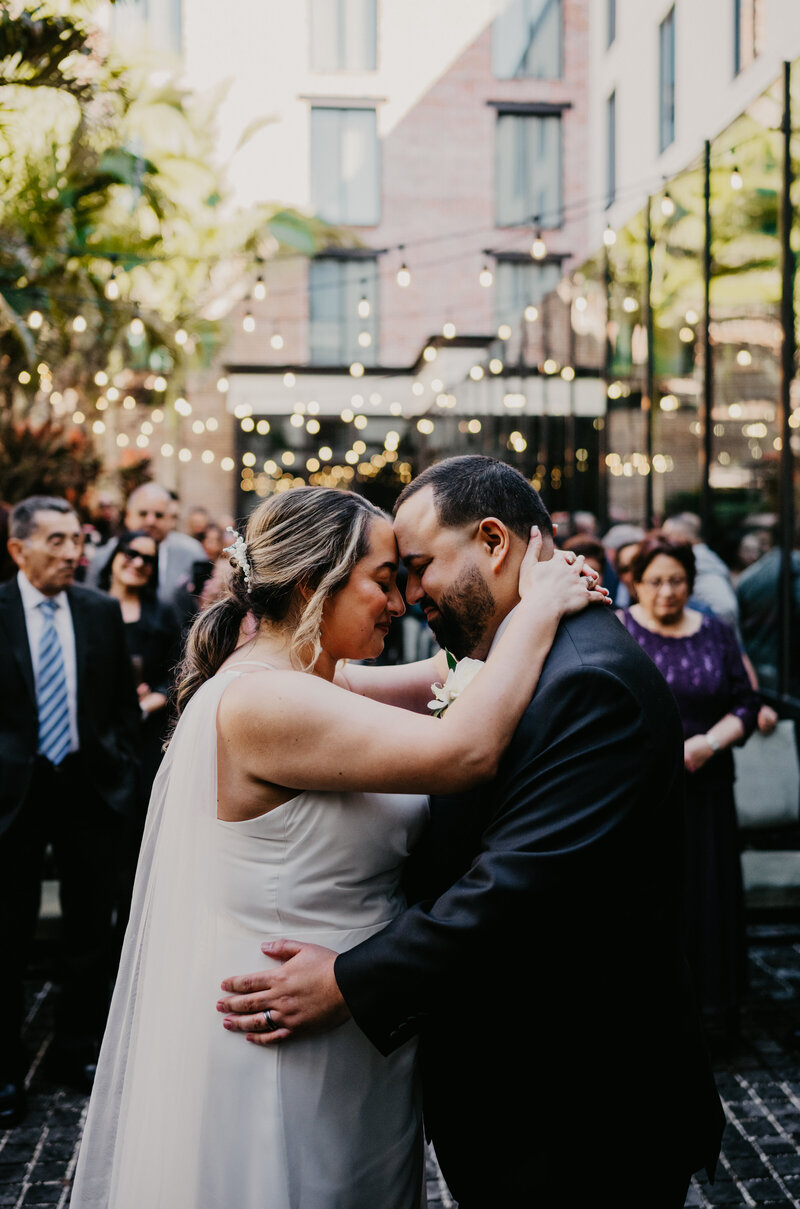 mariah-lacy-photo-hotel-haya-elope-tampa-chantilly-chic-celebrations-5