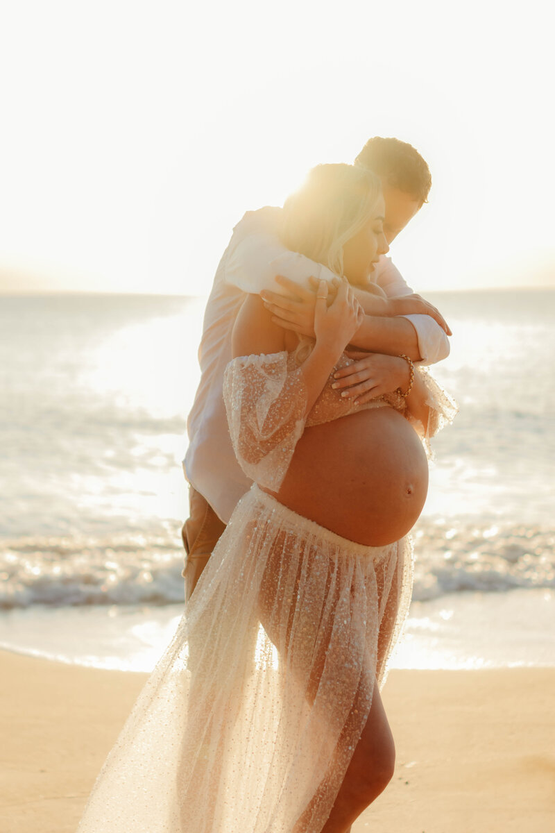 Cairns Maternity Photographer