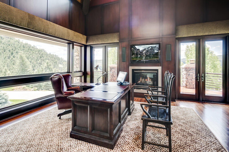6917 Timbers Drive-068-061-Study-MLS_Size
