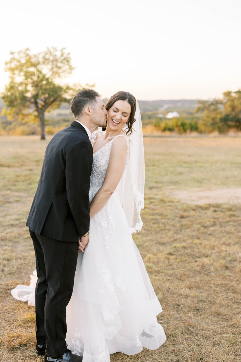Maes-Ridge-Alyssa-Jarae-Photography-Wedding-Photographer-Austin2