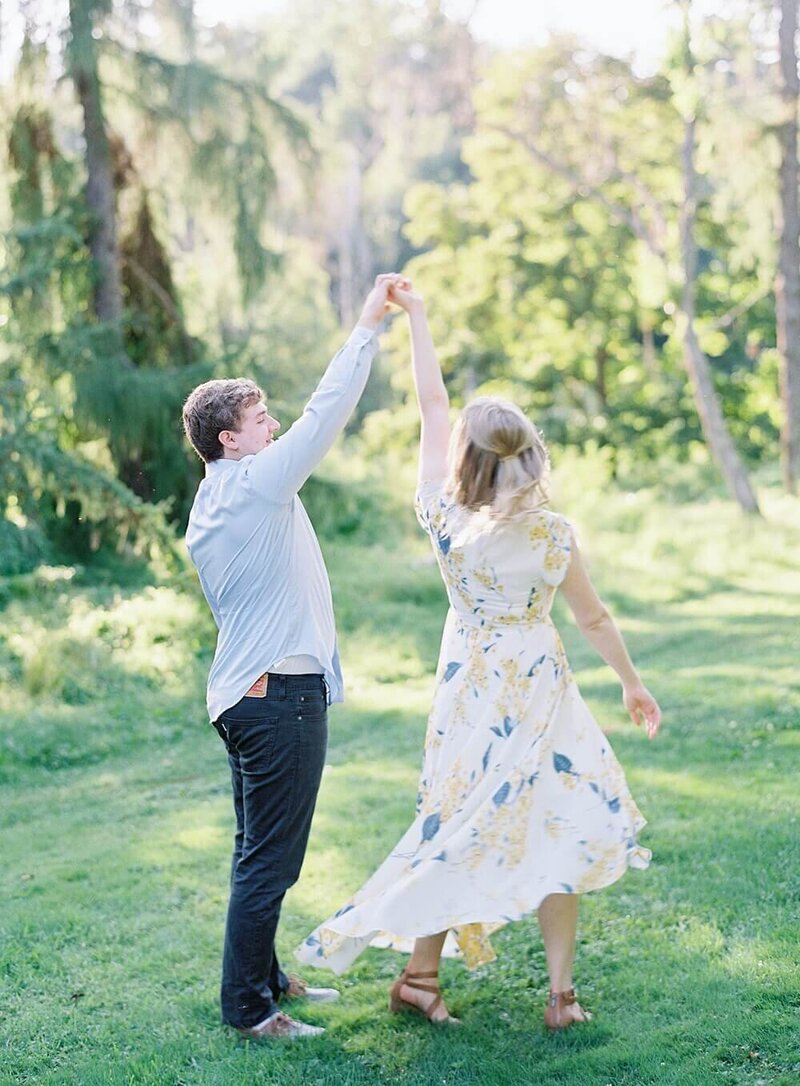 uw-arboretum-engagement-photos-jacqueline-benet_0025
