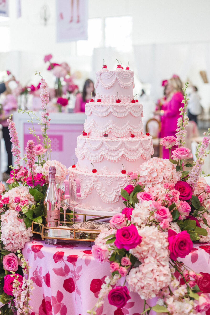 designer wedding details photographed by luxury wedding photographer Dale Benfield