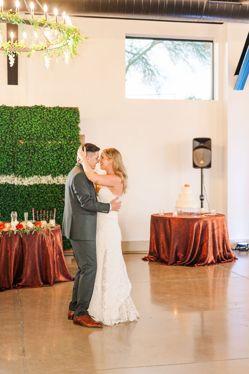Amanda&Travis_sneakpeek-144