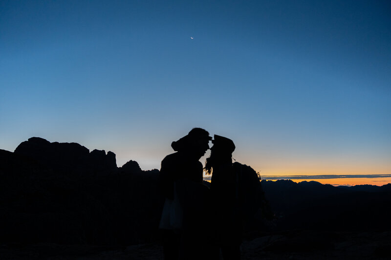 Couple eloping nearby Cortina at Misurina