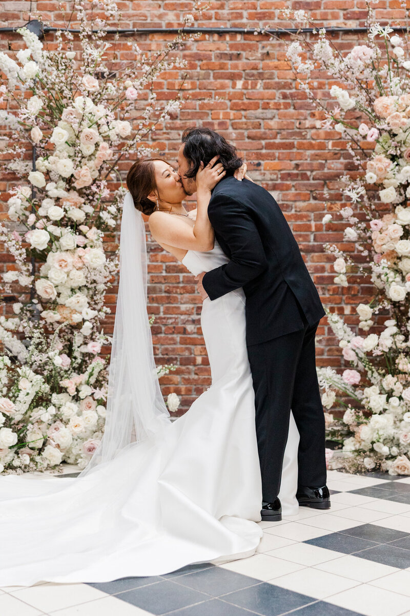 Candid Westchester weddings documented with a documentary style and real emotion