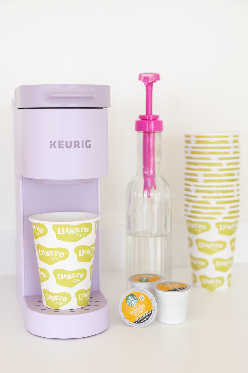 SHP-Brand-Bash_010_Lustre-Loft-Amenities-Flowers_SHP_2683