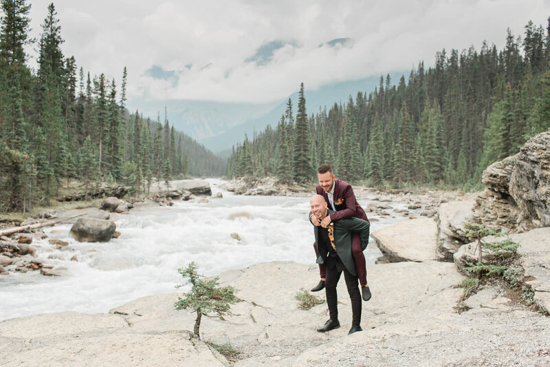 banff-elopement-photographer-37