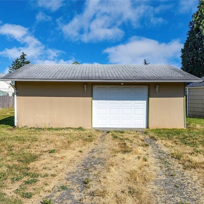 5202 E McDacer Avenue, Tacoma, WA 98404 (17)